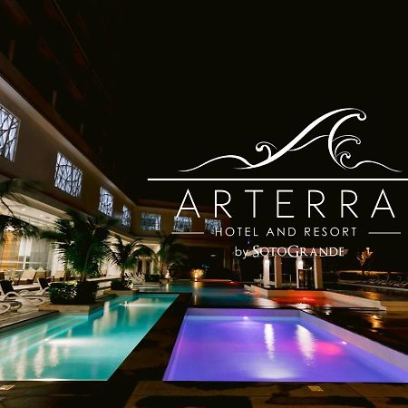 Arterra Hotel And Resort Île de Mactan Extérieur photo